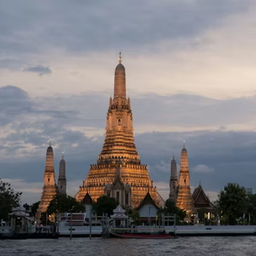 tour-listing-details-slide