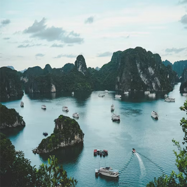 tour-listing-details-slide